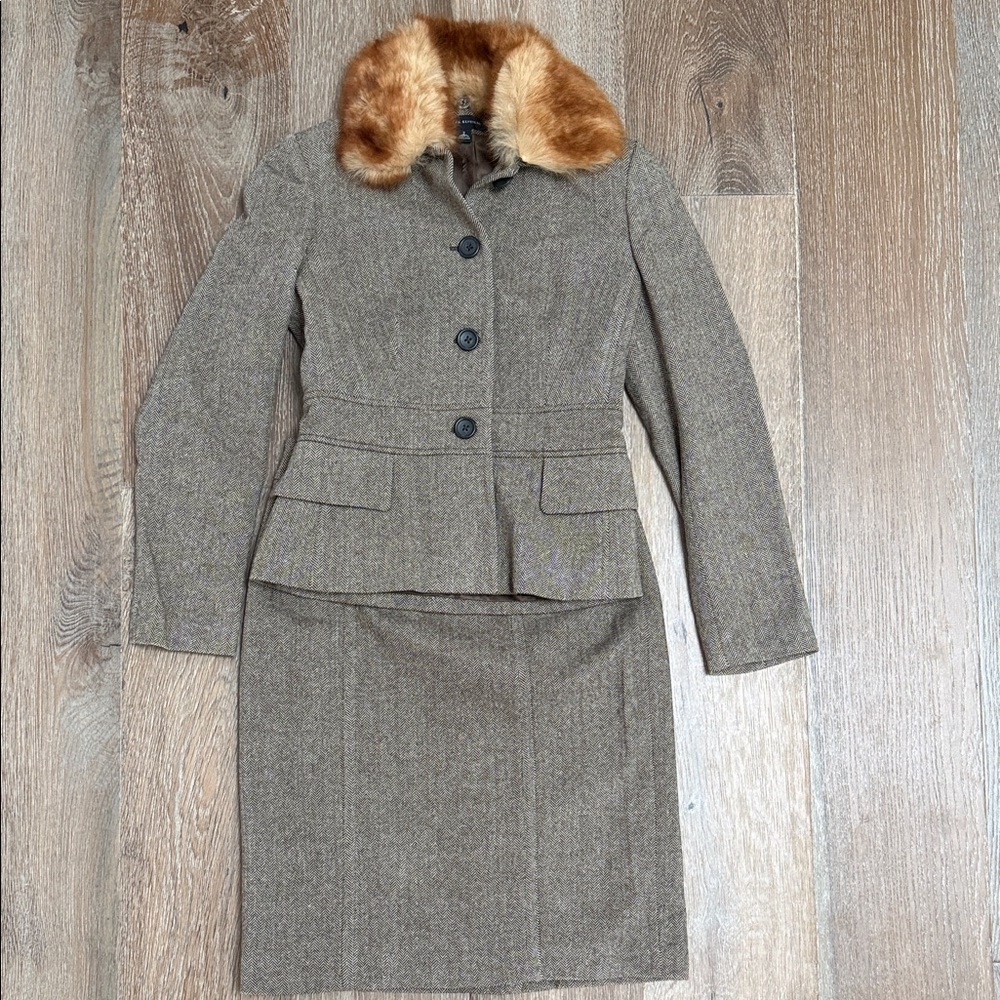 Beautiful vintage Banana Republic Y2K but 1940’s vintage vibe  herringbone suit